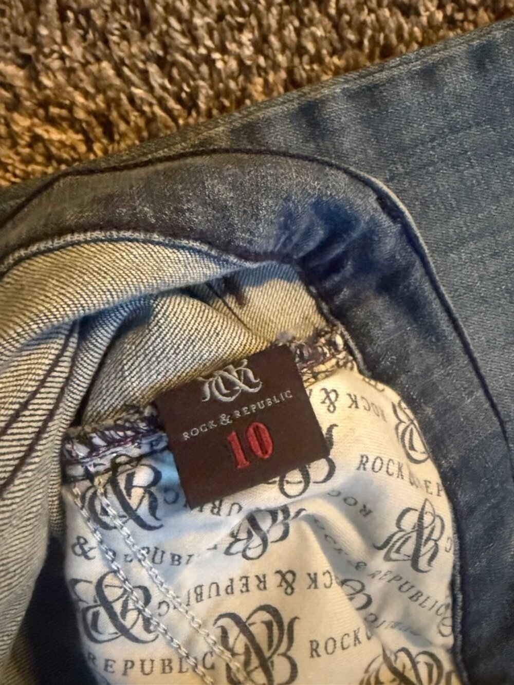 ROCK & REPUBLIC KASANDRA STUDDED JEANS - Picture 7 of 8